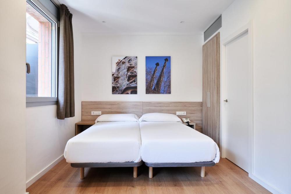 Room image 2