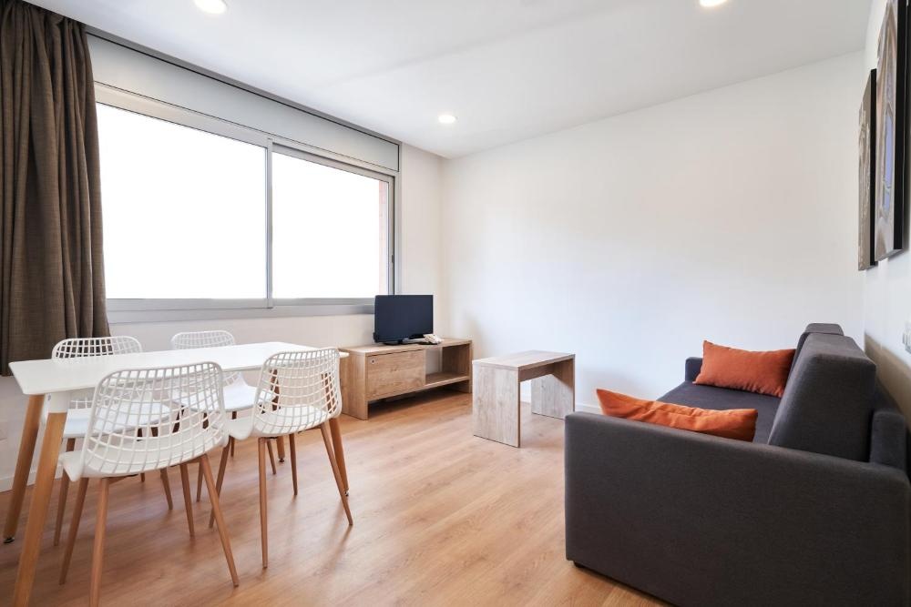 Room image 5
