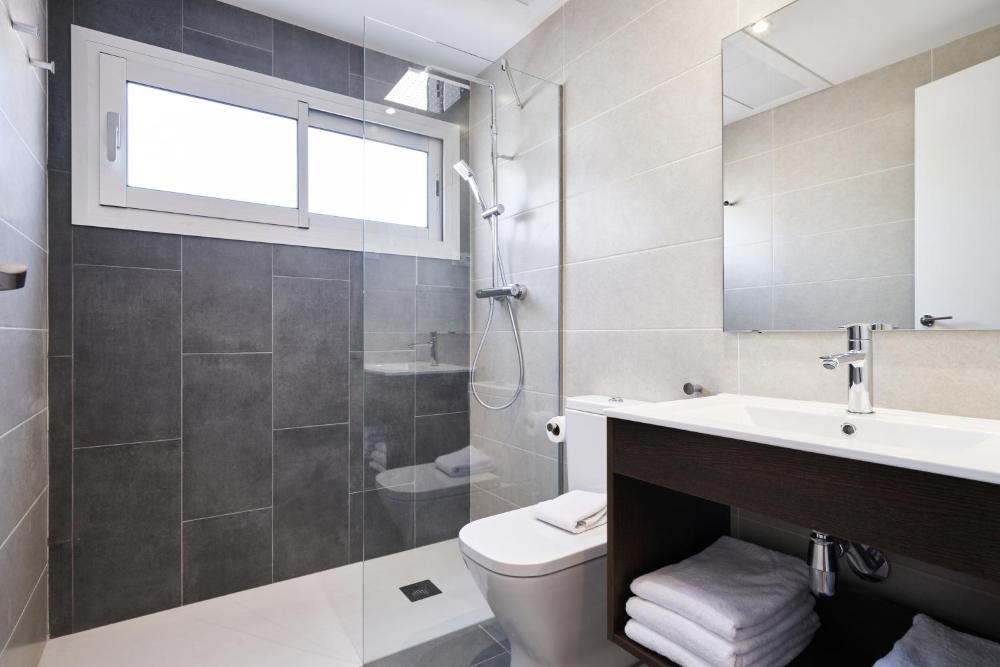 Room image 2